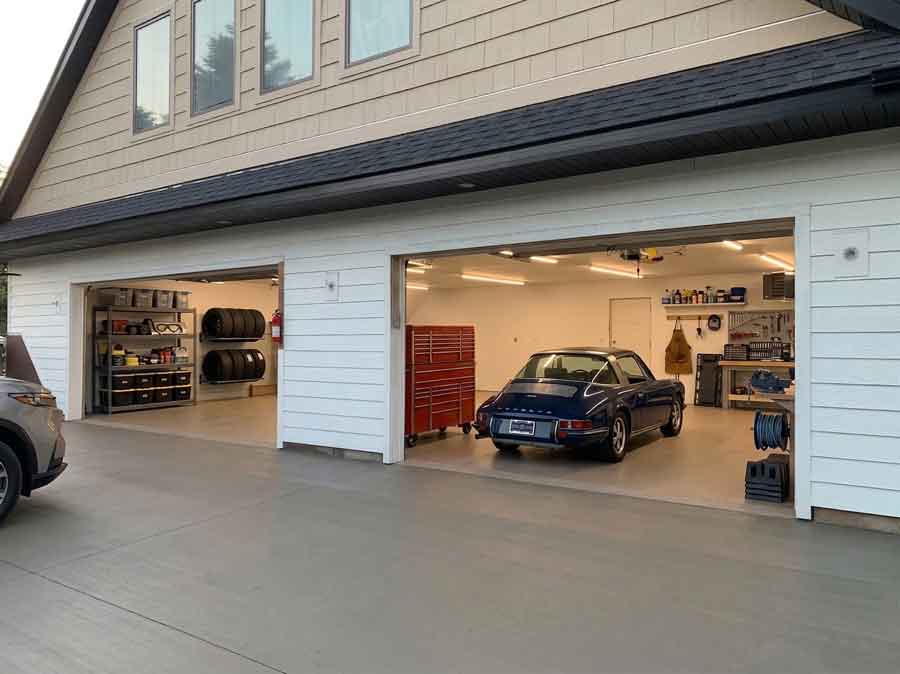 Finished Poly-Quartz garage floor with a Porsche